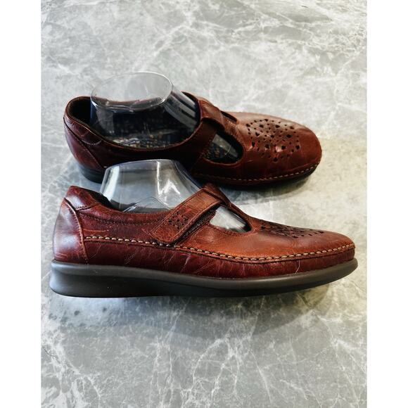 SAS SZ 10M Willow Brown Leather T-Strap Loafers Comfort Shoe Walking Cushion - Picture 2 of 9